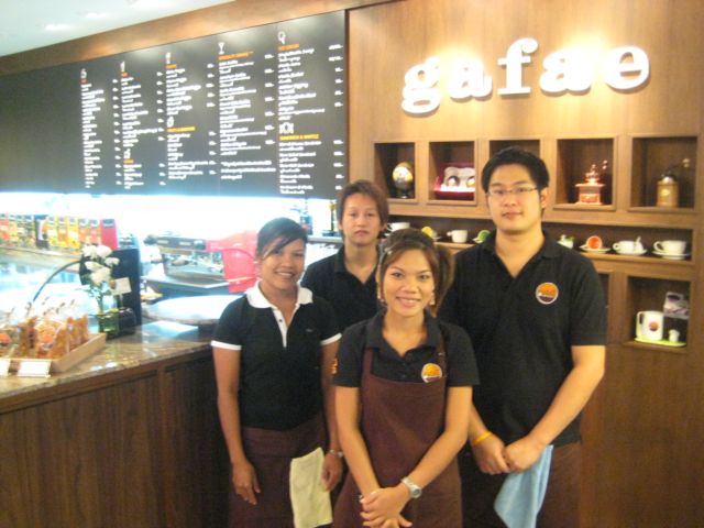 The friendly staff at Gafae....